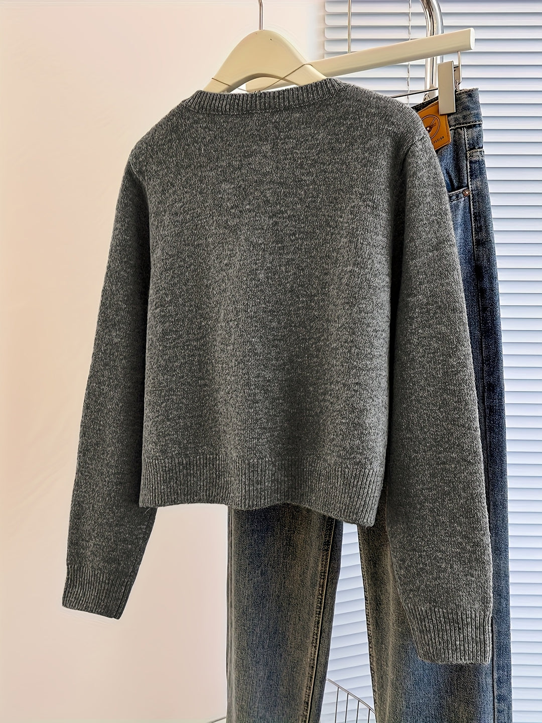 Beatriz – Damen Kurzcardigan mit Knopfleiste in Grau