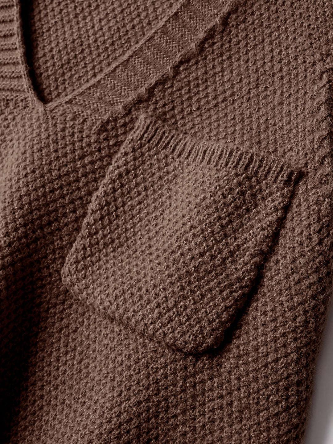Larissa – Vintage-Style V-Ausschnitt-Strickweste mit Dipped Hem