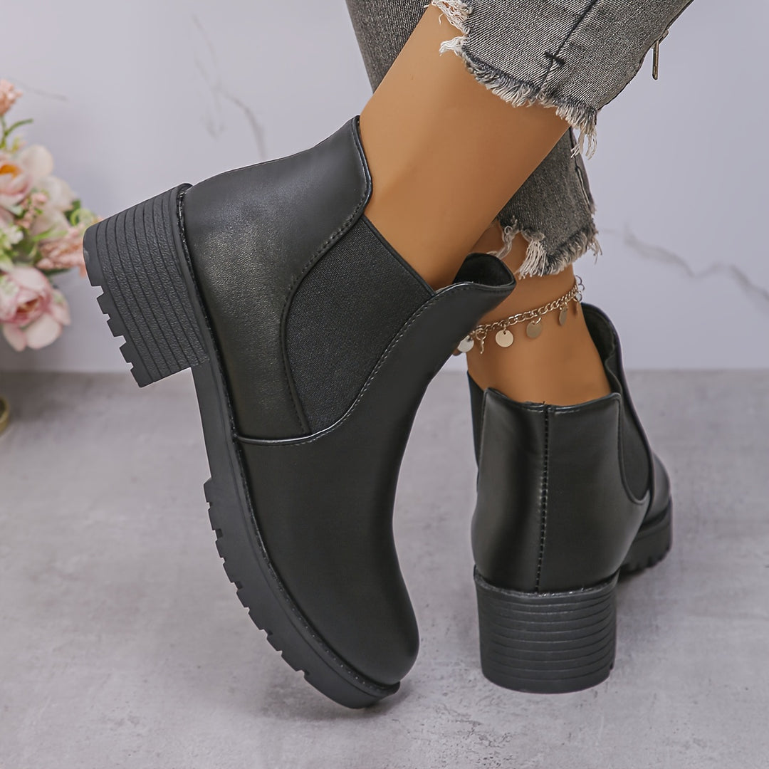 Analeah – Pull-on Combat Boots mit Chunky-Plateau und weicher Sohle