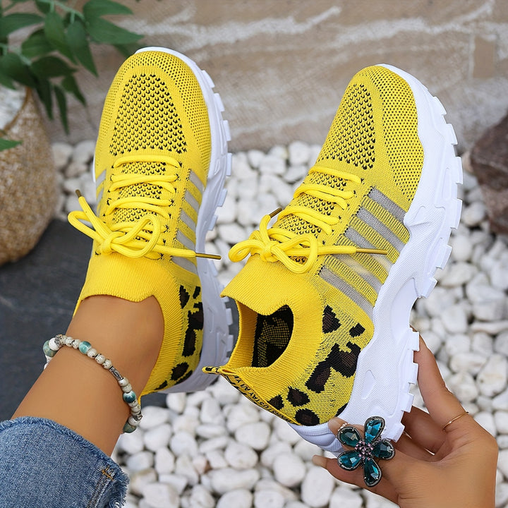 Grettina – Sportliche Leoprint Sneakers mit atmungsaktivem Strick & Plateausohle