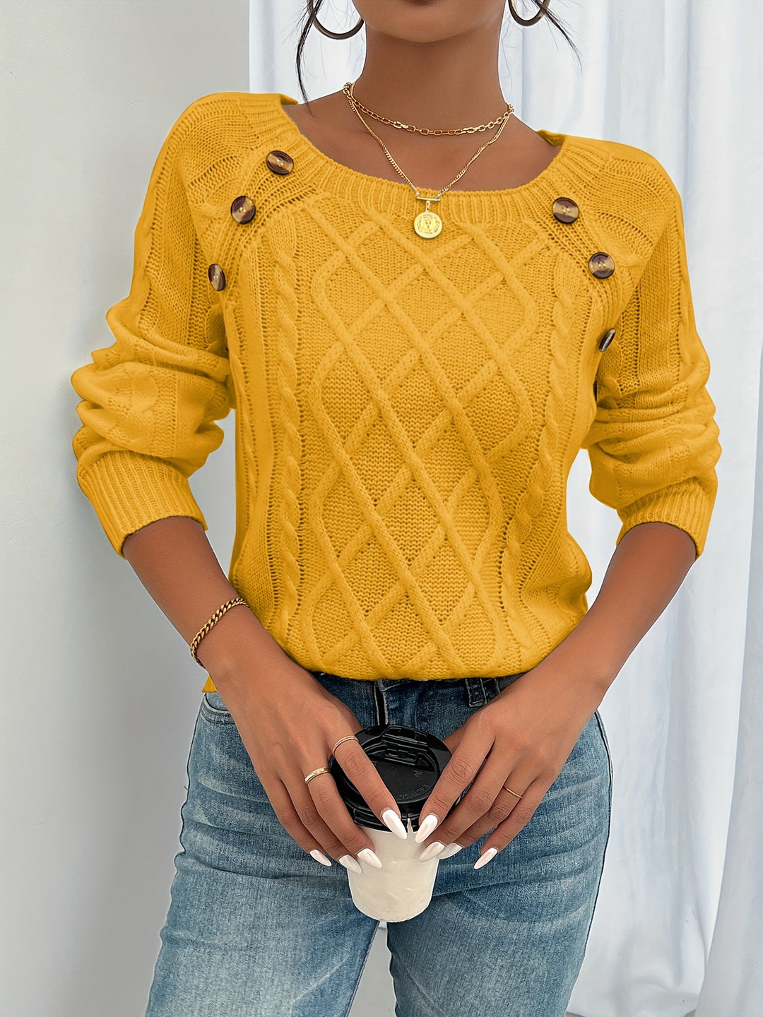 Ramona | Kabelstrick-Pullover mit langem Arm und Rundhalsausschnitt