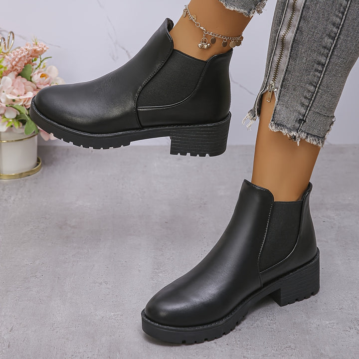 Analeah – Pull-on Combat Boots mit Chunky-Plateau und weicher Sohle