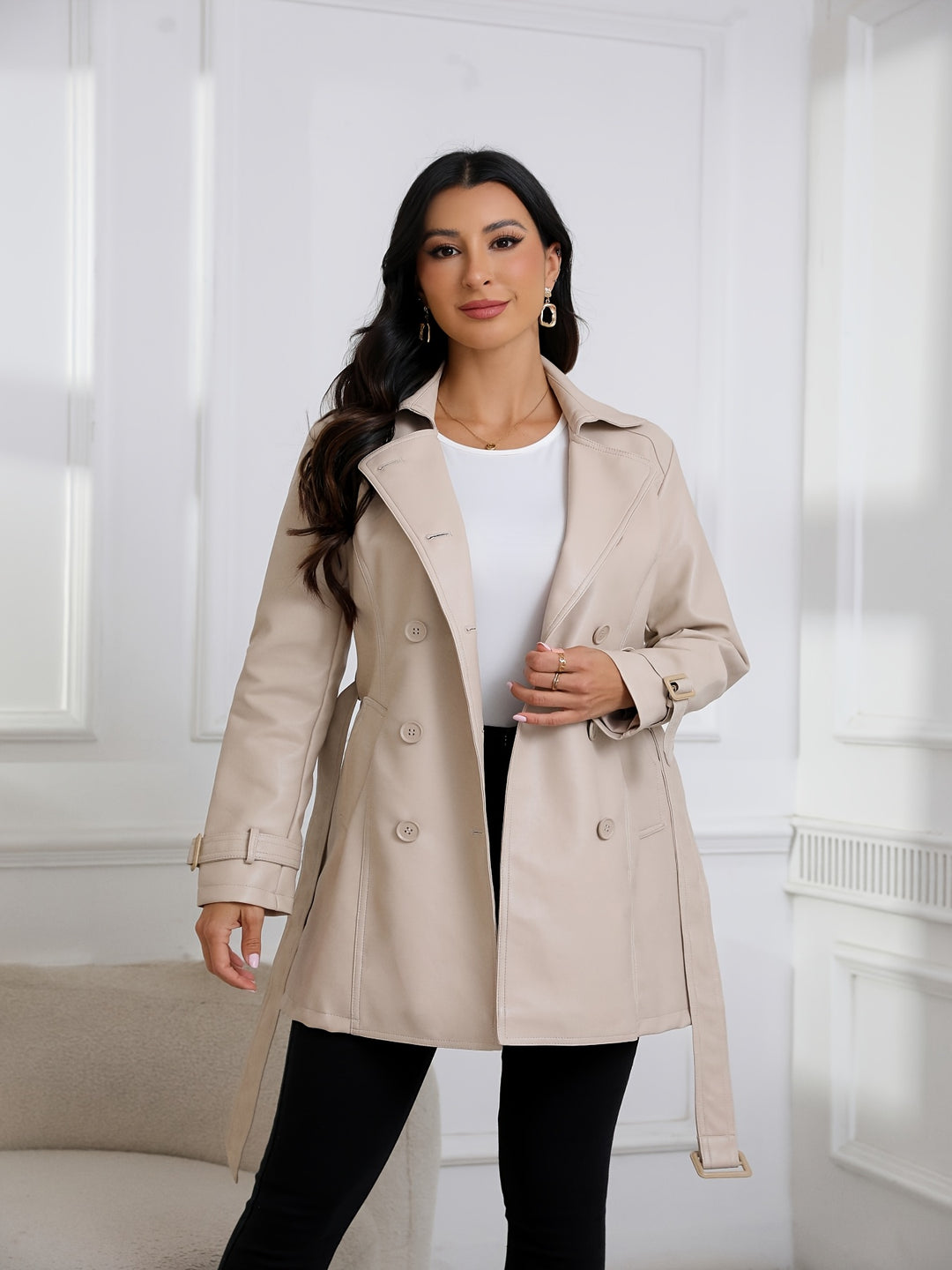 Faye – Eleganter Damen-Veganer Leder-Trenchcoat mit Gürtel