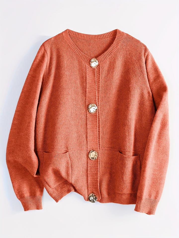 Samira – Damen Cardigan mit großen Knöpfen & Taschen in Beige