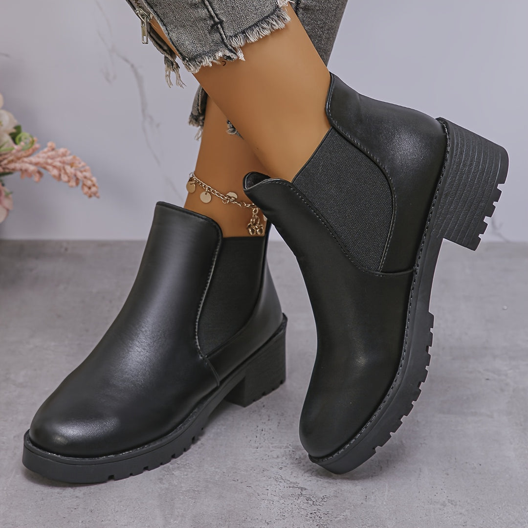 Analeah – Pull-on Combat Boots mit Chunky-Plateau und weicher Sohle