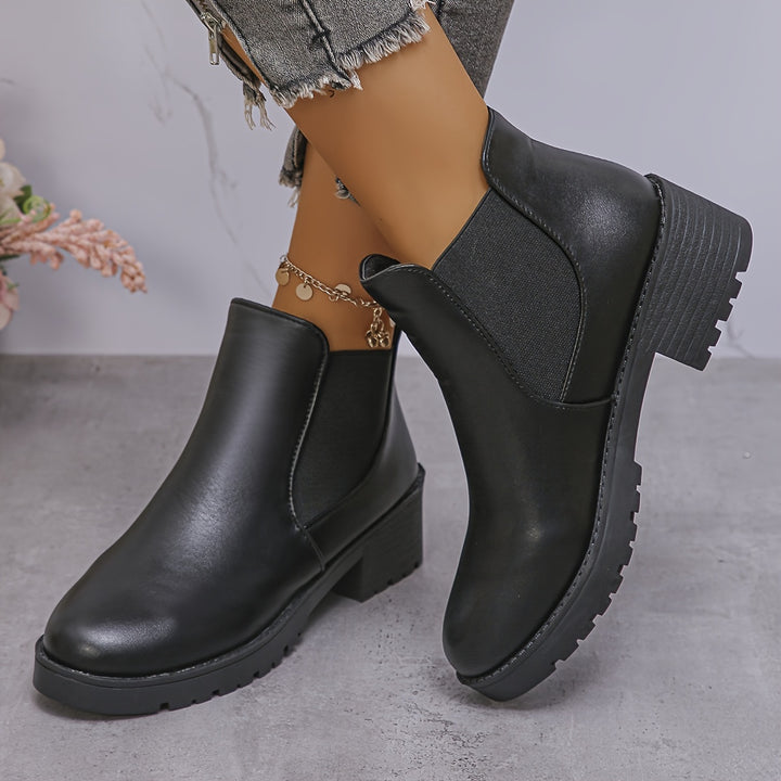 Analeah – Pull-on Combat Boots mit Chunky-Plateau und weicher Sohle