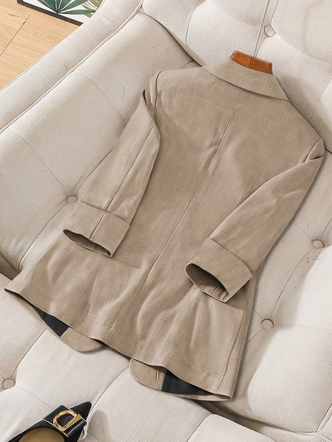 Anisa – Damenjacke in Uni-Farbe mit Knopfleiste und Taschen