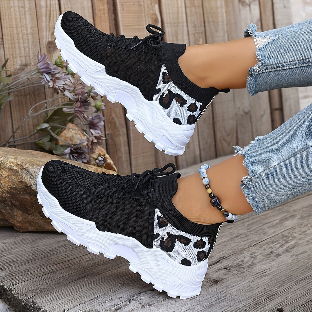 Grettina – Sportliche Leoprint Sneakers mit atmungsaktivem Strick & Plateausohle