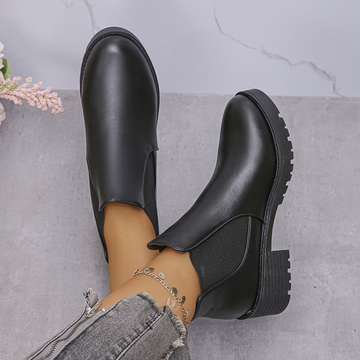 Analeah – Pull-on Combat Boots mit Chunky-Plateau und weicher Sohle