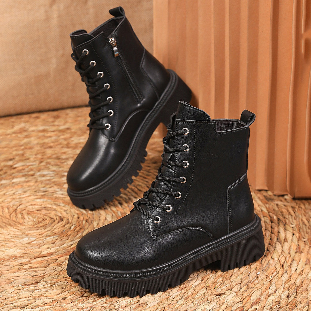 Amity – Schwarze Plateau Combat Boots mit Schnürung & dicker Sohle