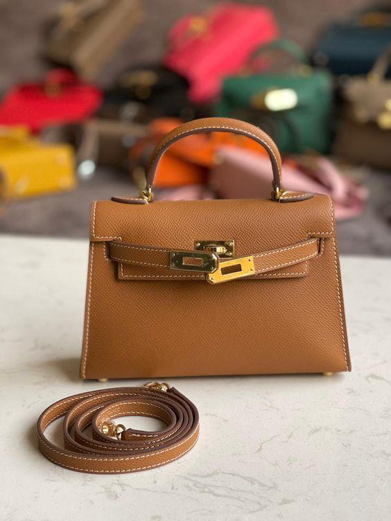 Kelly | Elegante Umhängetasche