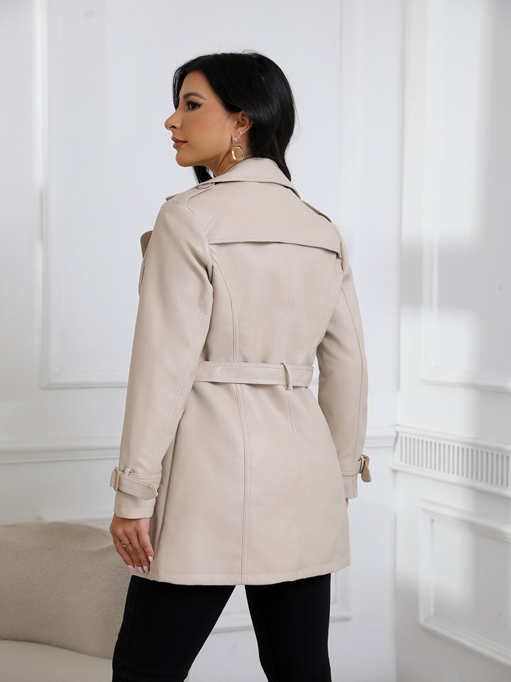Faye – Eleganter Damen-Veganer Leder-Trenchcoat mit Gürtel