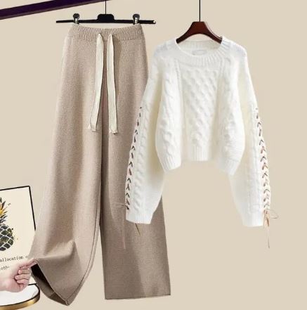 Elara | Set aus Strickpullover und Hose