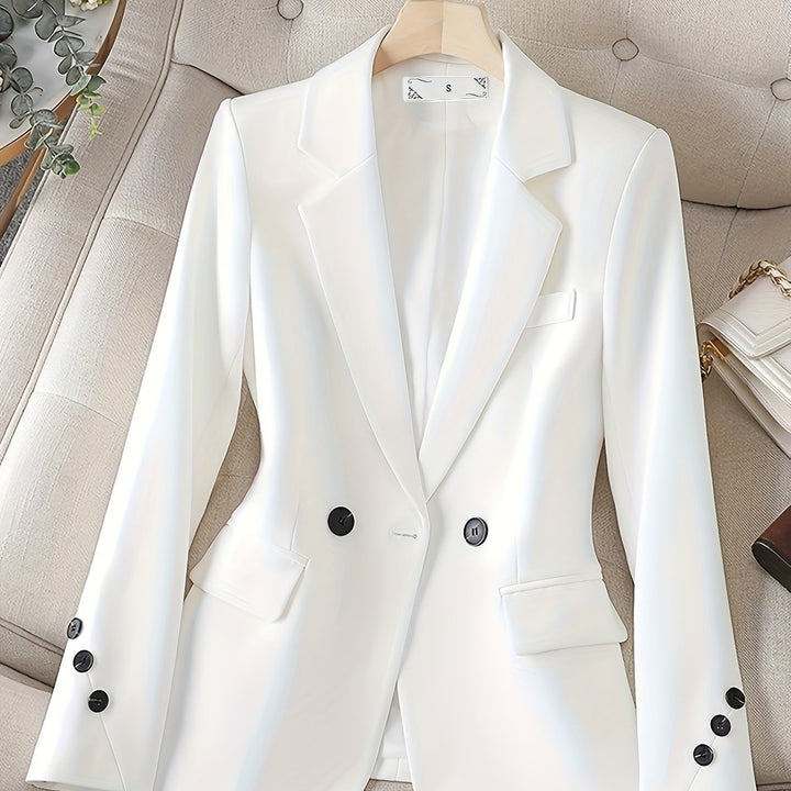 Linnea – Eleganter Blazer mit Reverskragen und Knopfleiste