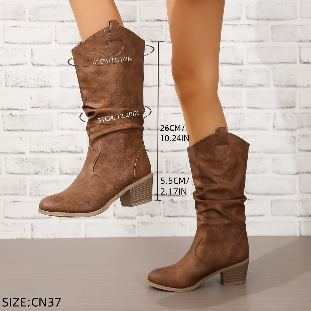 Aubree – Slip-On Stiefel mit Blockabsatz und spitzer Zehenpartie