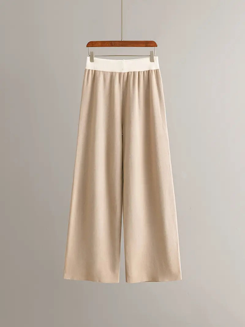 Tess | Stylisches Set aus langärmliger Strickbluse und Hose