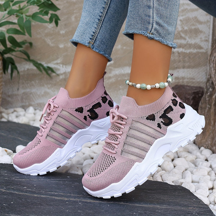 Grettina – Sportliche Leoprint Sneakers mit atmungsaktivem Strick & Plateausohle