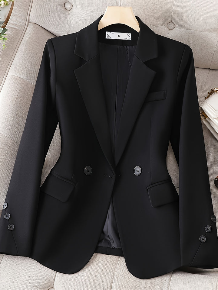 Linnea – Eleganter Blazer mit Reverskragen und Knopfleiste
