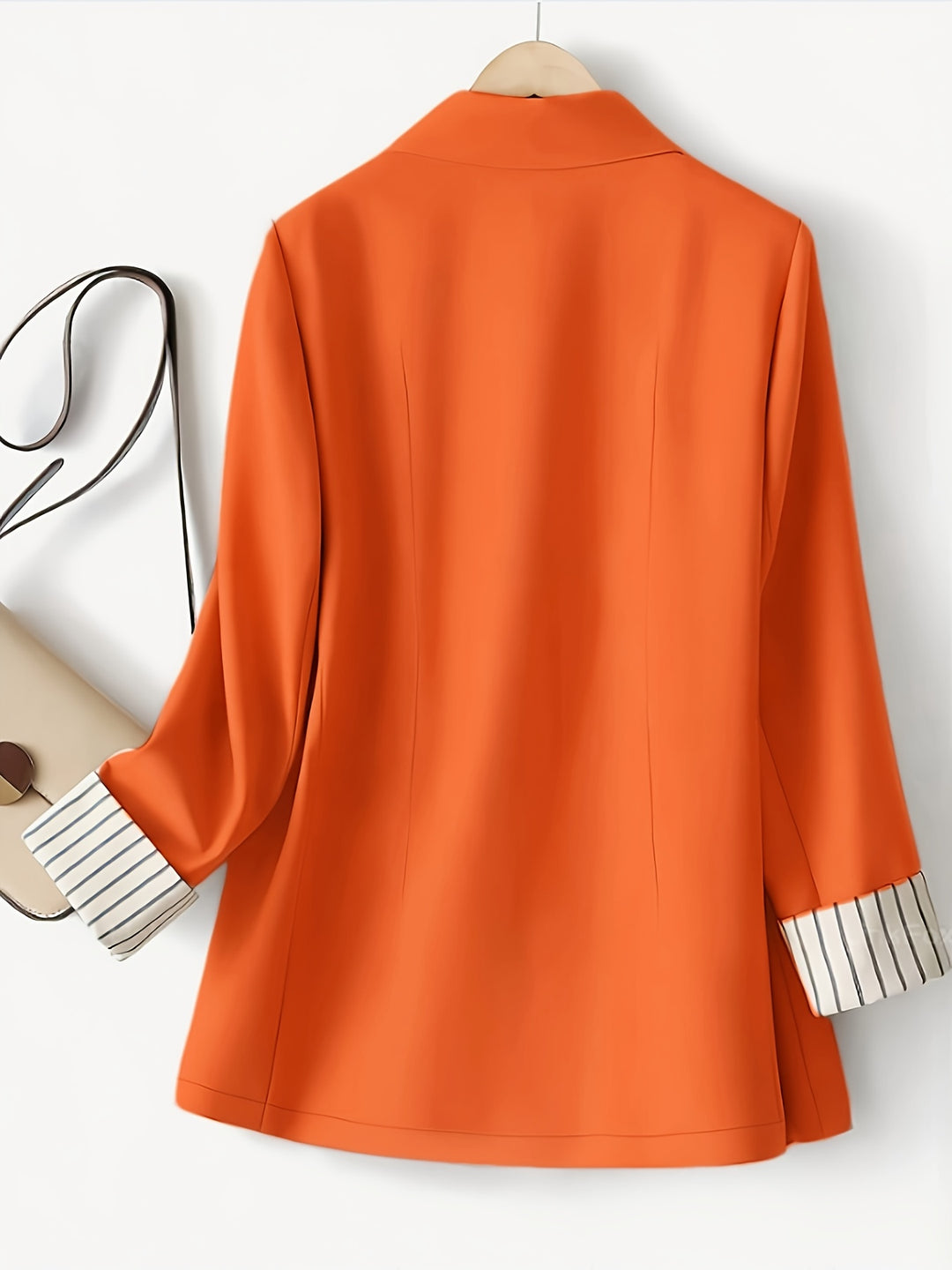 Phoebe – Elegante Damenjacke mit gestreiften Einsätzen