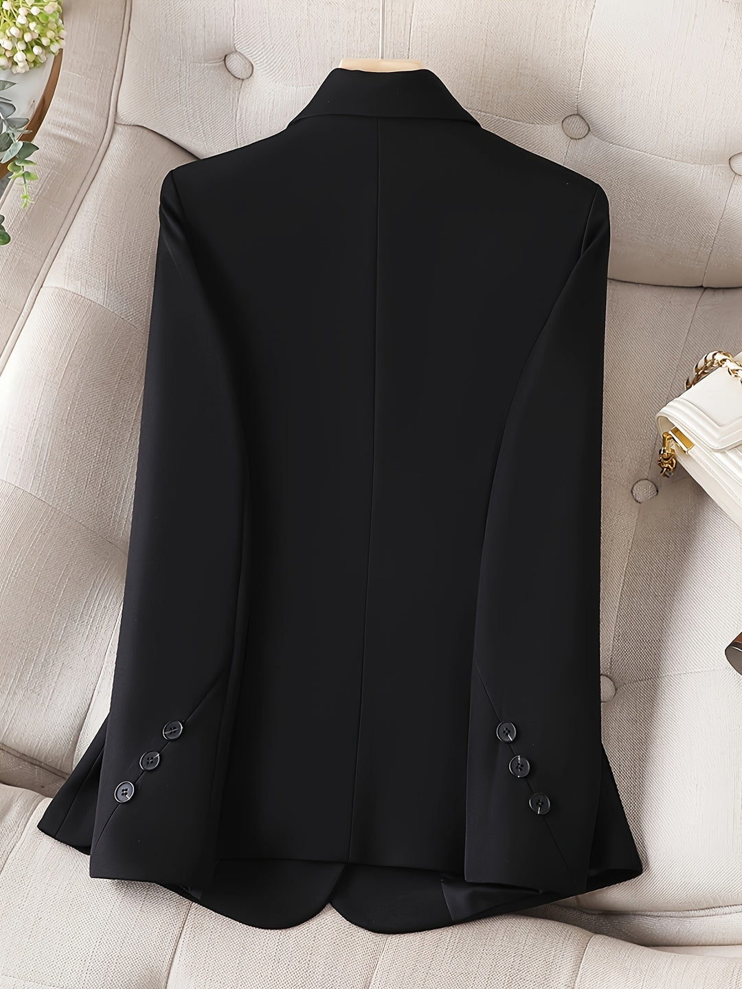 Linnea – Eleganter Blazer mit Reverskragen und Knopfleiste